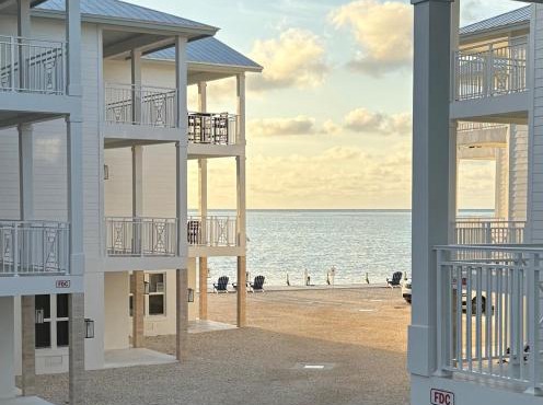 Hooked on Islamorada Oceanfront Townhome, Private Dock, Pool