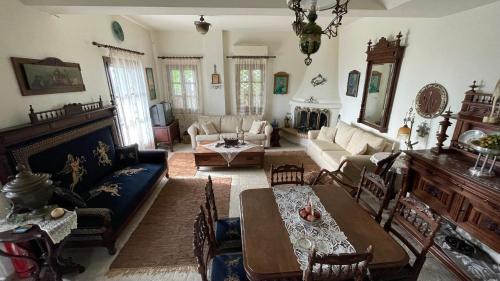 Iris Sea View Villa