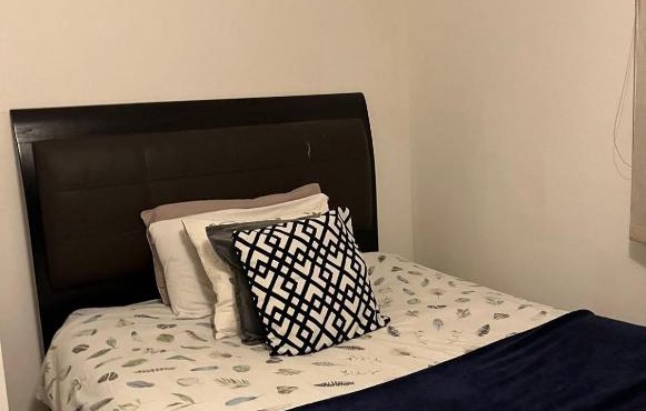 Juana's private room