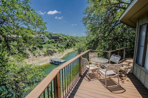 Lakefront Bungalow - Community PoolHot Tub #6