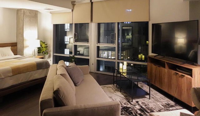 Luxurious Hollywood Dream