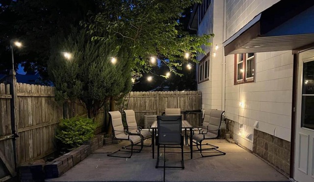 Mins to State Fair & AmFam Field |Sleeps 12|4BR + Parking