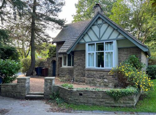 Oak Lodge - Howard Park Glossop