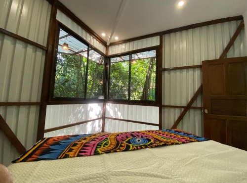Peaceful Jungle Villa Conga - Pool & Parking for 2 persons