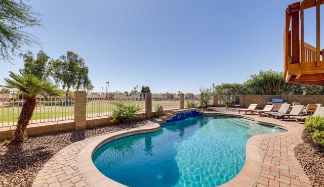 Pool Table, Golf Course View! Phoenix Desert Oasis