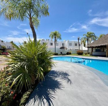 Relaxing 3BR Vacation Home w Pool, BBQ, King Suite Near Beach Nuevo Vallarta