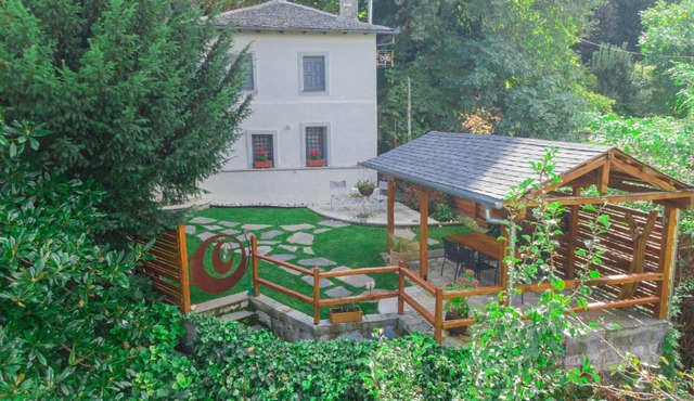 Rustic Rose - Private Premium house