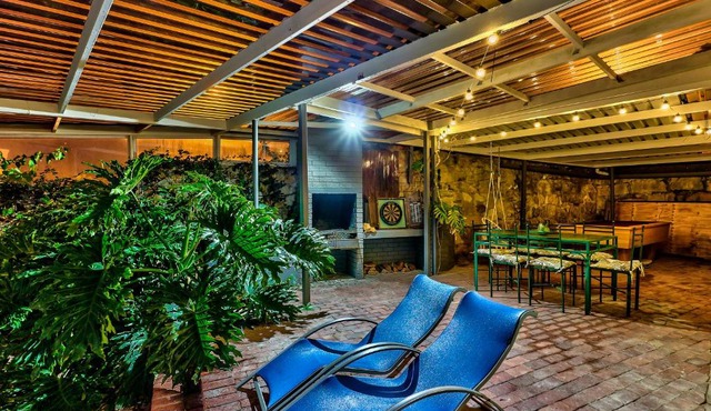 Self Check In, Killer Views, Pool, Back up Power, Pool Table