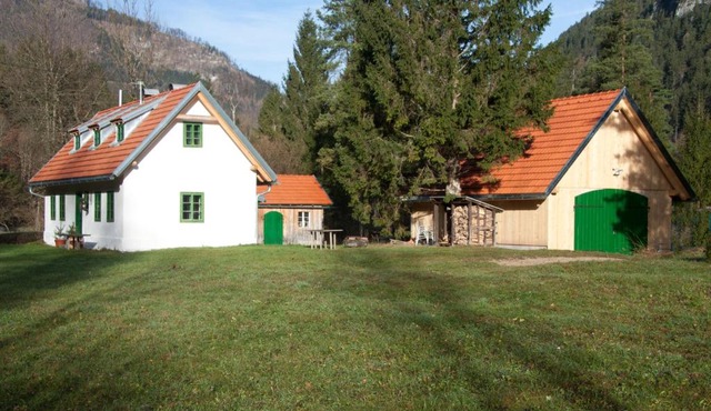 STEYR RIVER LODGE