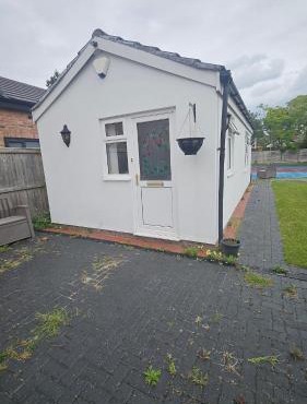 Studio Flat - 5 mins from Manchester Airport