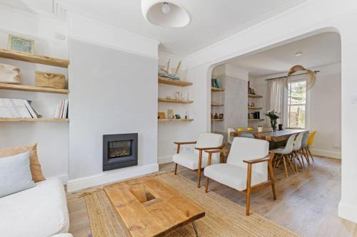 Stunning 2Bed Central Home