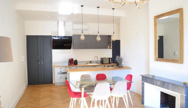 Sublime Apt With Wifi In The Heart Of The City!