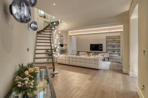 The Cubitt Residence