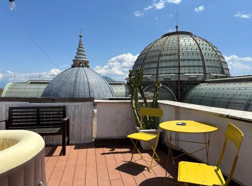 Tiny Nest Over Naples, Private Panoramic Terrace