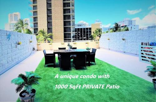 UNIQUE CONDO I Massive Patio I Luxury 1BR Banyan I Washer Dryer I Free park I 5' Beach