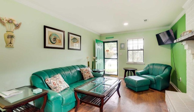 Vibrant North Charleston Duplex Near Airport!