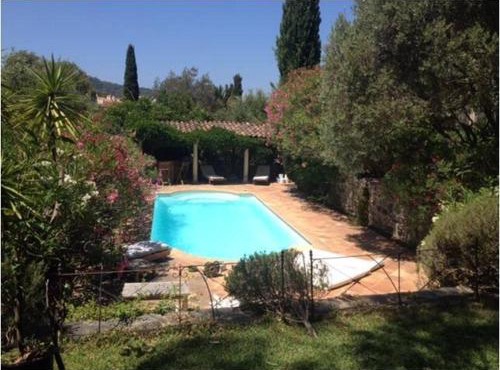 Villa spacieuse à deux pas du centre du village et de la mer