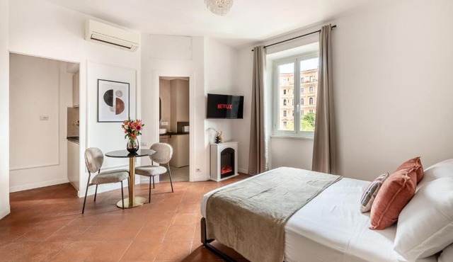 White Flat Termini