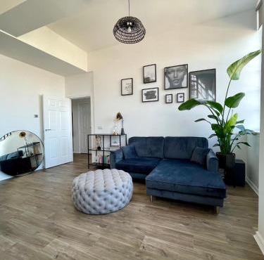 WHITE LOFT - Modern flat close to the City Centre