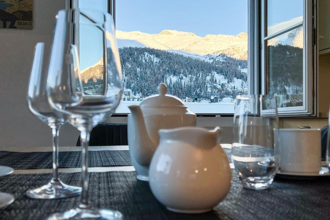 Sankt Moritz-Bad Apartment | swissme - 100qm - Balkon - 2 Bäder - Parkplatz - Fußbodenheizung