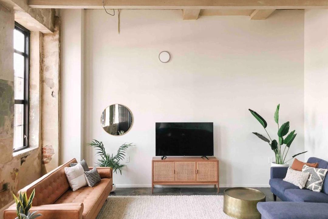 Old City Apartment | Historic Sterchi Loft on Gay St