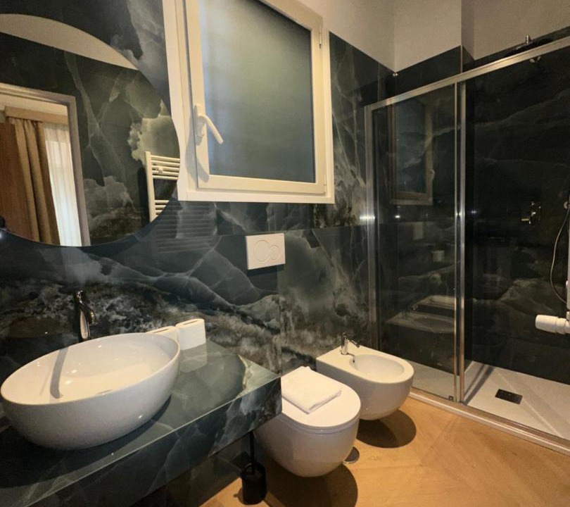 Photo of Bathroom in Rione VI Parione
