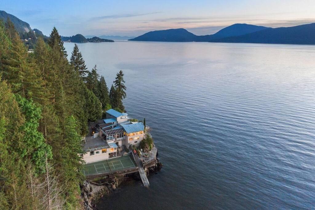 Photo of Others in Vancouver