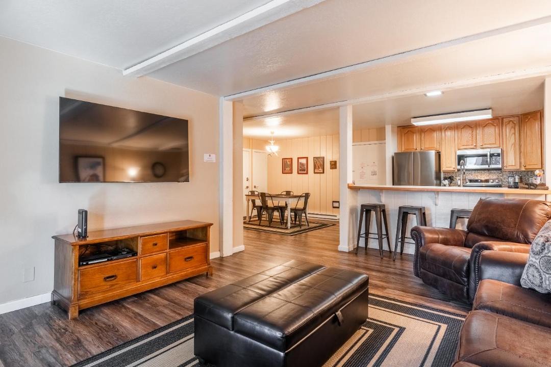 Photo of Livingroom in Mammoth Lakes
