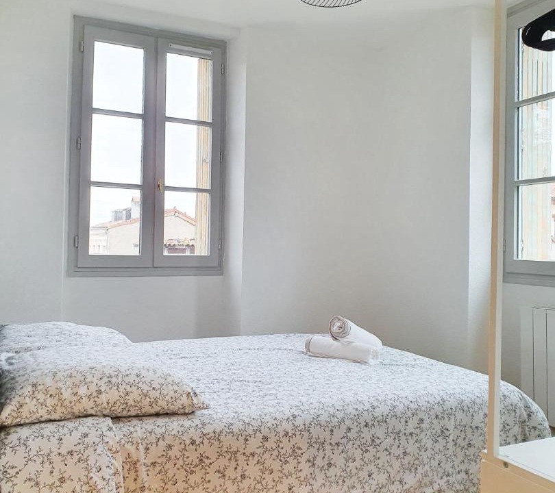 Photo of Bedroom in Toulouse City-Centre
