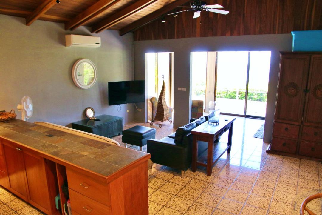 Photo of Livingroom in Potrero