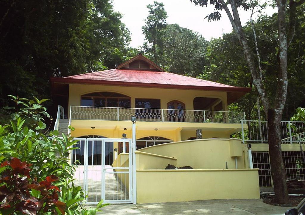 Photo of Others in Valle Pura Vida