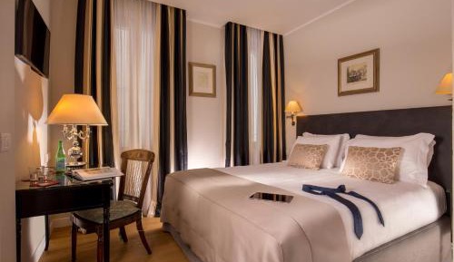 Classic Double Room