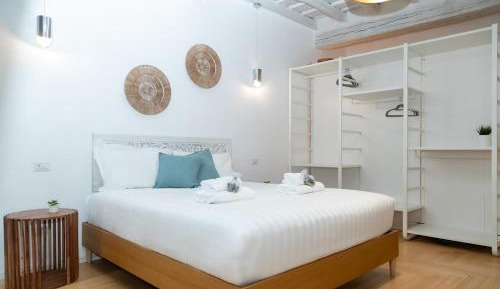 Two-Bedroom Apartment with City View
