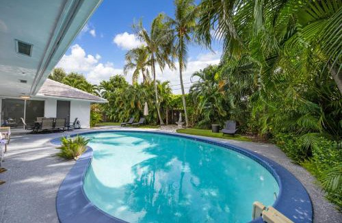 Imperial Point House | Sunshine State Stay - Your Private Fort Lauderdale Retreat