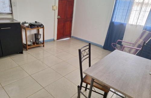 Brasilito Apartment | Cabina Grande en Brasilito con piscina a 2 min caminando de playa brasilito