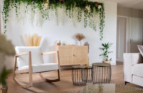 Frouzins Apartment | Appartement Premium jacuzzi terrasse climatisation