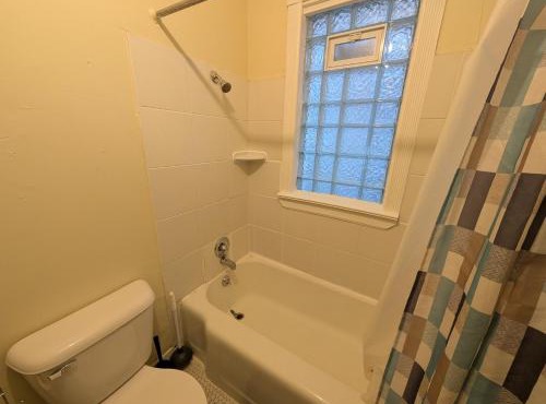 Spacious Charming 4 BR near Downtown