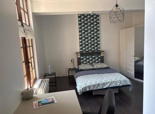 Chambre située au cœur de Mons avec SDB privée
