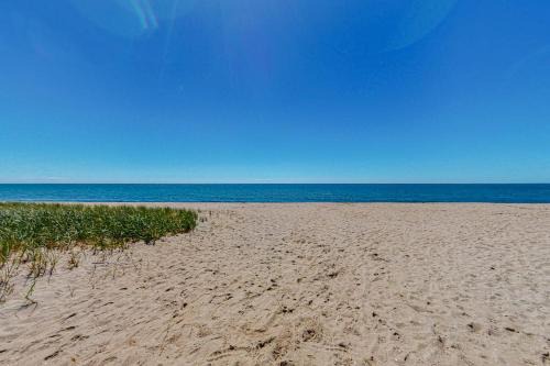 Maushop By The Sea