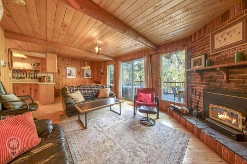 Pet-Friendly Original Ski Cabin by StayIn