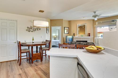 Getaway w/Balcony & Spa: 13 Mi to Old Town
