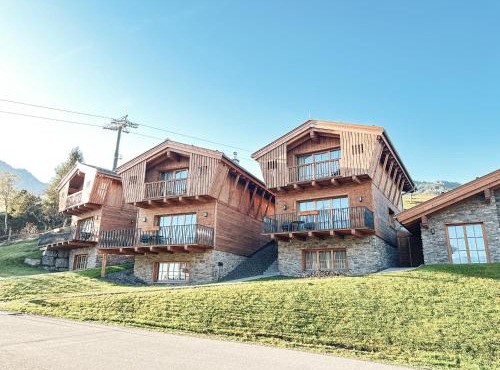 ZAGLGUT Premium Hotel & Chalets, Zell am See-Kaprun - Wellness & Infinity Pool, Air Conditioning, Panoramic Views & Summer Card Included