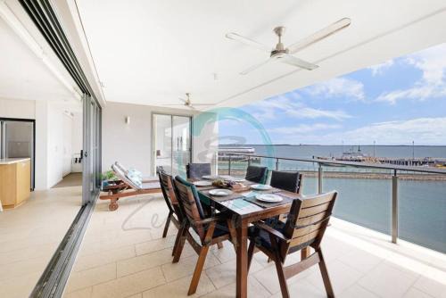 ZEN PARADISE - 2-BR Waterfront Ocean View Retreat